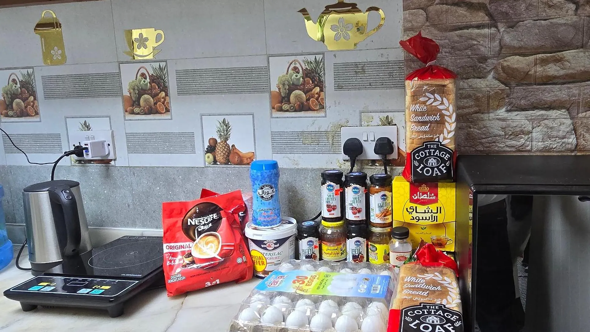 Bed and Breakfast Alharaki Capsule Dubaj Zjednoczone Emiraty Arabskie